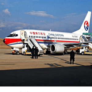 上海航空货运航空快运业稳步发展的原因是什么？
